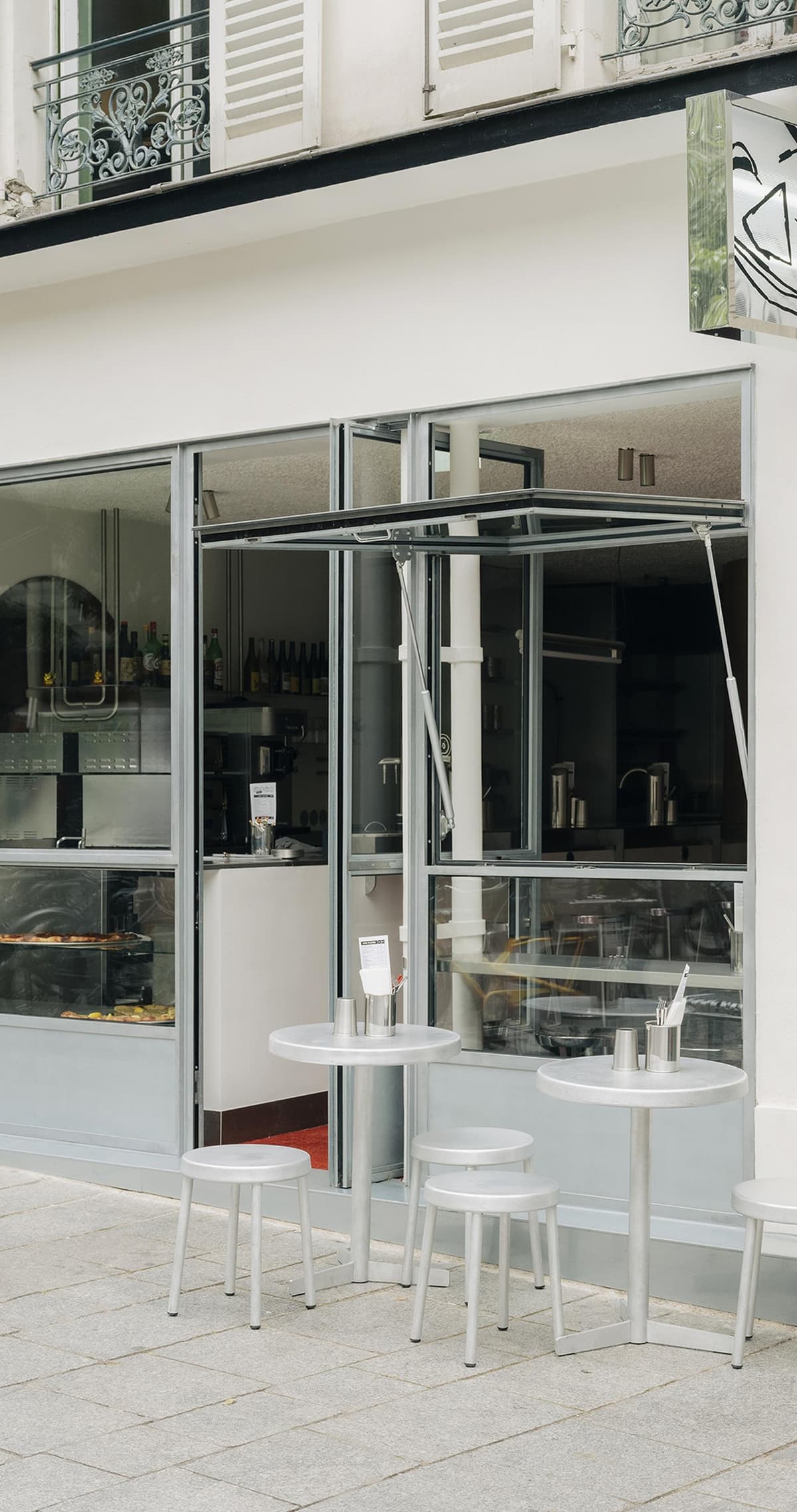 Image - Journal - Paris City guide - Carousel Item - Mobile