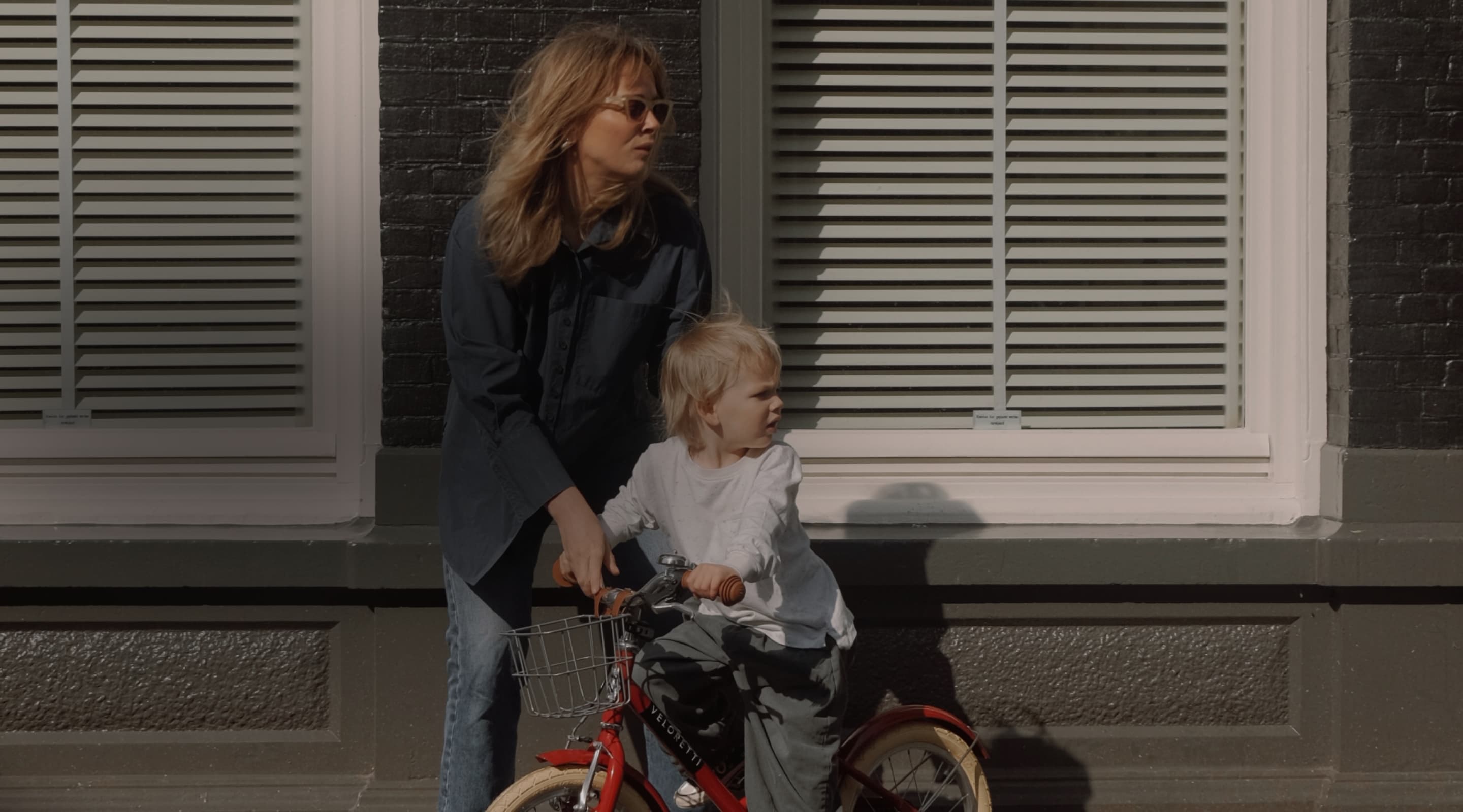 Image - Journal - Liza Chloë - Carousel Item (desktop)