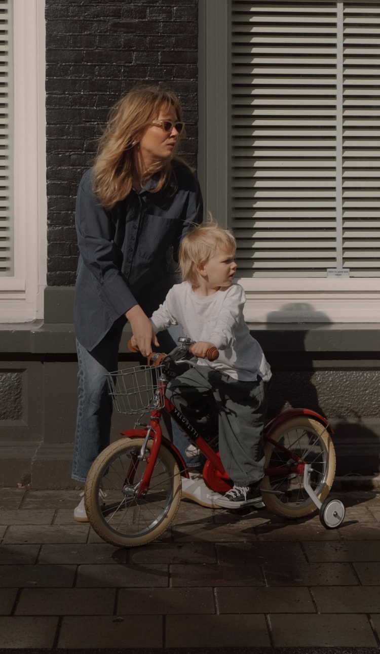 Mother's Day with Liza Chloë